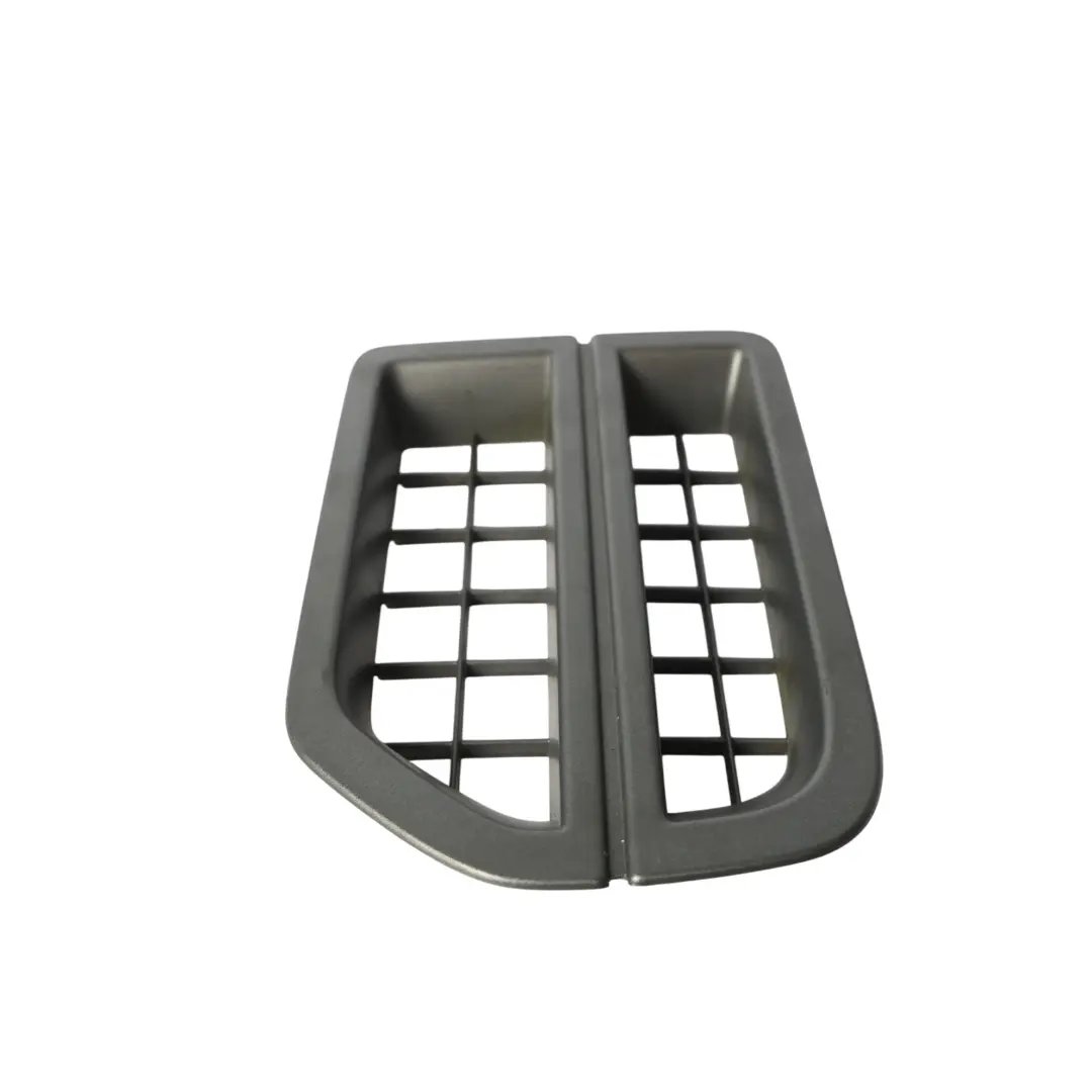 Front Wing Fender Grille Cover Right O/S to Land Rover Discovery L319 with Part number LR008051 Land Rover Discovery L319 Front Wing Fender Grille Cover Right O/S - SKU LR008051 - Part number LR008051