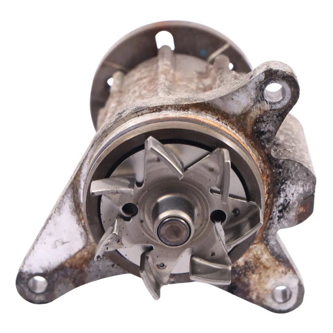 276DT Bomba Agua Refrigerante 4R8Q-8501-BF para Land Rover Discovery 3 L319 2.7 V6 con número de pieza LR009324 Land Rover Discovery 3 L319 2.7 V6 276DT Bomba Agua Refrigerante 4R8Q-8501-BF - SKU LR009324 - Número de pieza LR009324