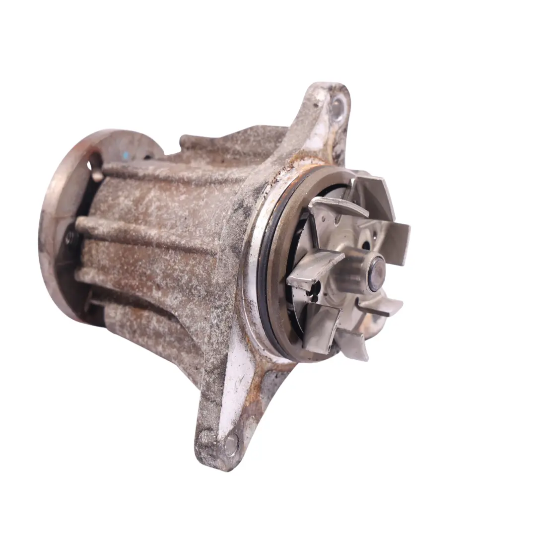 276DT Water Coolant Pump 4R8Q-8501-BF to Land Rover Discovery 3 L319 2.7 V6 with Part number LR009324 Land Rover Discovery 3 L319 2.7 V6 276DT Water Coolant Pump 4R8Q-8501-BF - SKU LR009324 - Part number LR009324