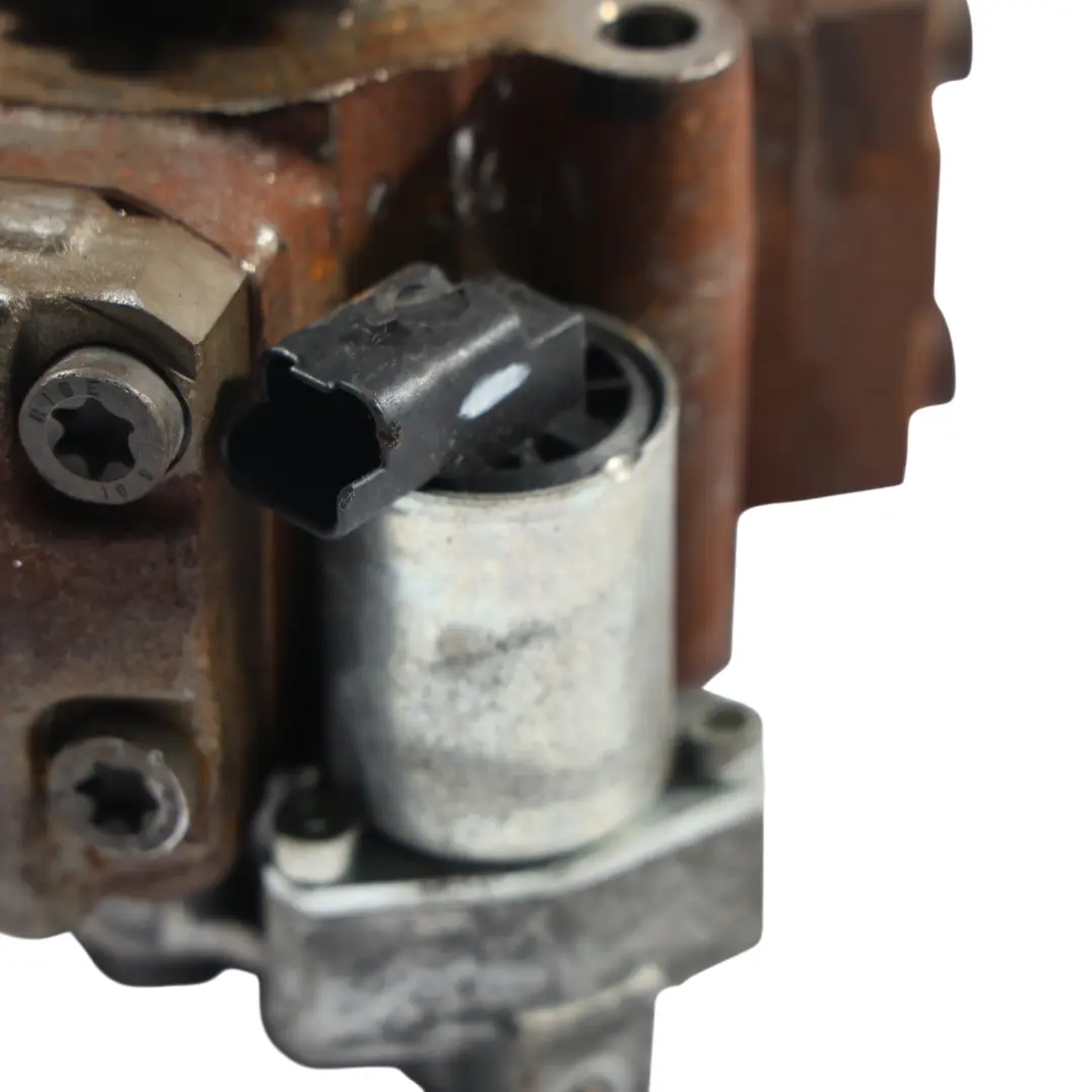 Land Rover Discovery 3 L319 2.7 276DT Bomba Inyección Combustible 7H2Q-9B395-CG - SKU LR009666 - Número de pieza LR009666