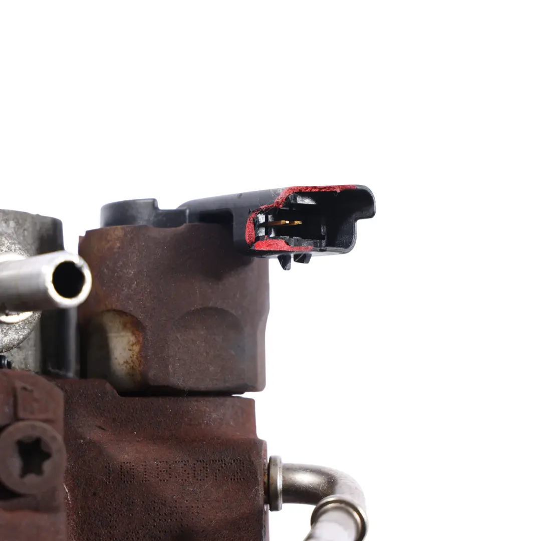 Land Rover Discovery 3 L319 2.7 V6 276DT Pompe Injection Carburant 7H2Q-9B395-CG - SKU LR009666 - Numéro de pièce LR009666