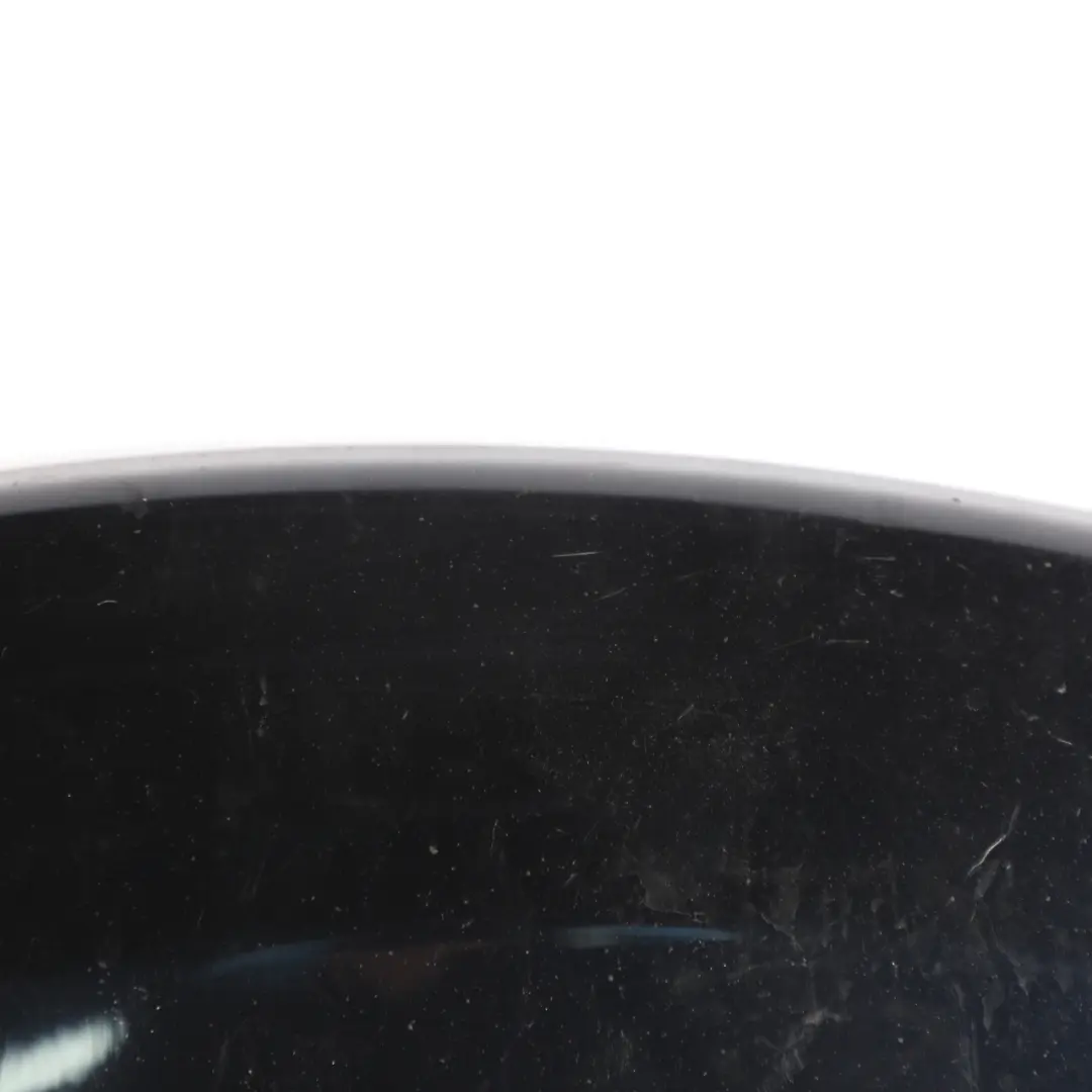 Fender Wheel Arch Right O/S Buckingham Blue - 796 to Land Rover Discovery L319 Rear with Part number LR010627 Land Rover Discovery L319 Rear Fender Wheel Arch Right O/S Buckingham Blue - 796 - SKU LR010627-BUB - Part number LR010627