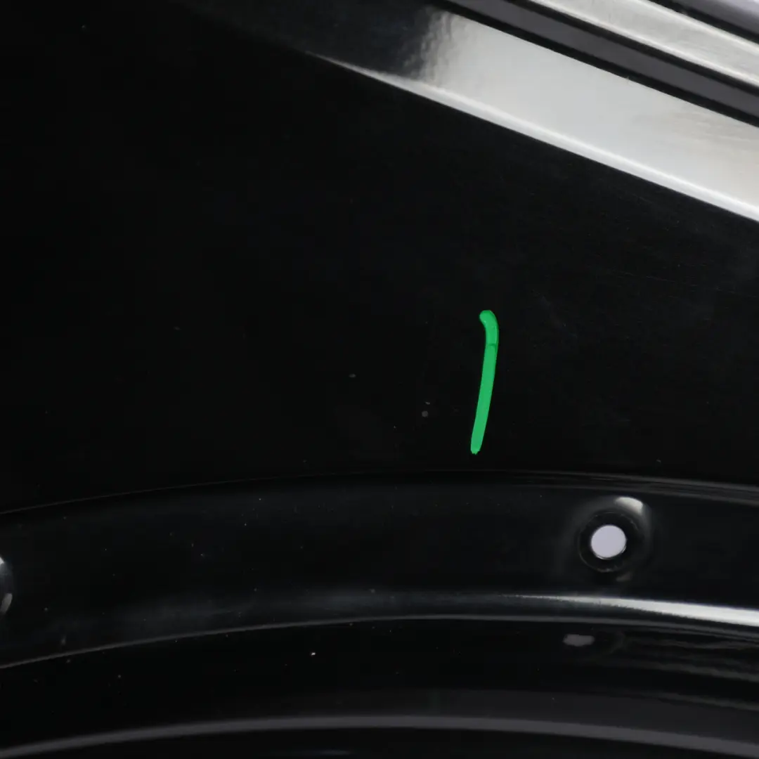 Land Rover Discovery 4 L319 Wing Panel Right O/S Side Fender Santorini Black 820 - SKU LR013931-SAB - Part number LR013931