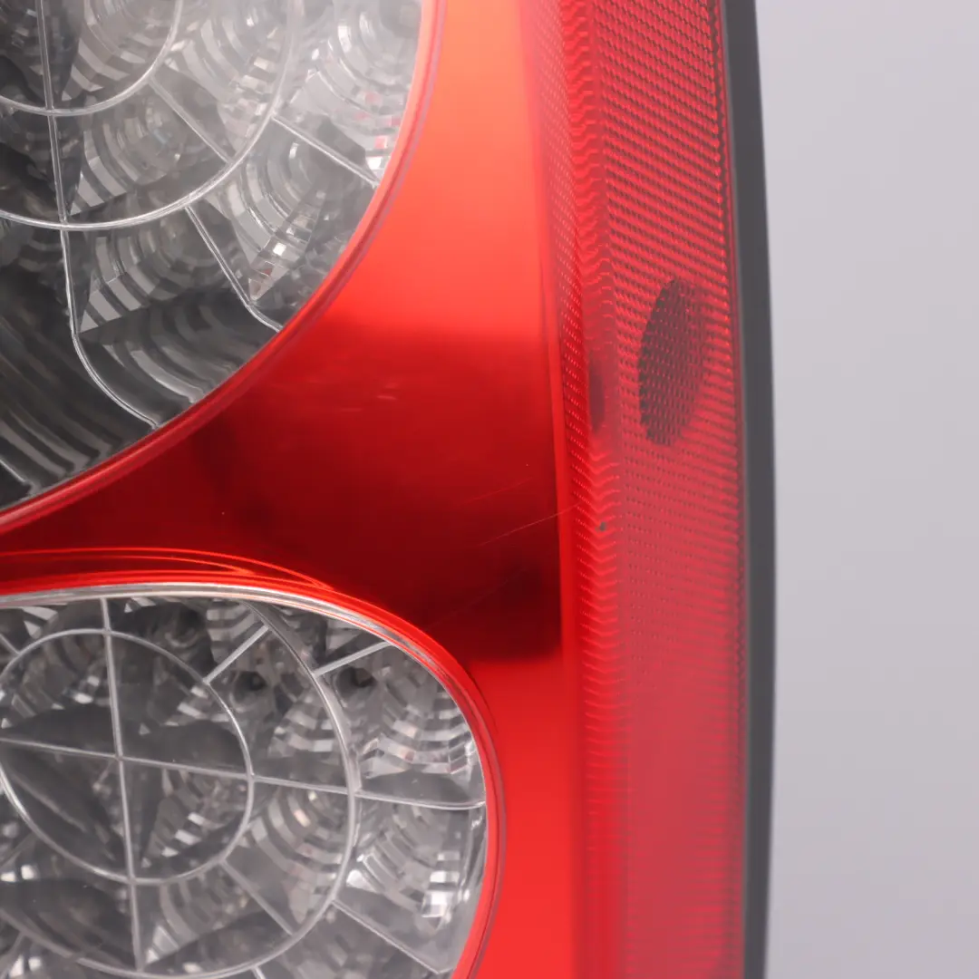 Offside Tail Light Lamp Rear Right O/S AH22-13404-AC to Land Rover Discovery 4 L319 with Part number LR014001 Land Rover Discovery 4 L319 Offside Tail Light Lamp Rear Right O/S AH22-13404-AC - SKU LR014001 - Part number LR014001