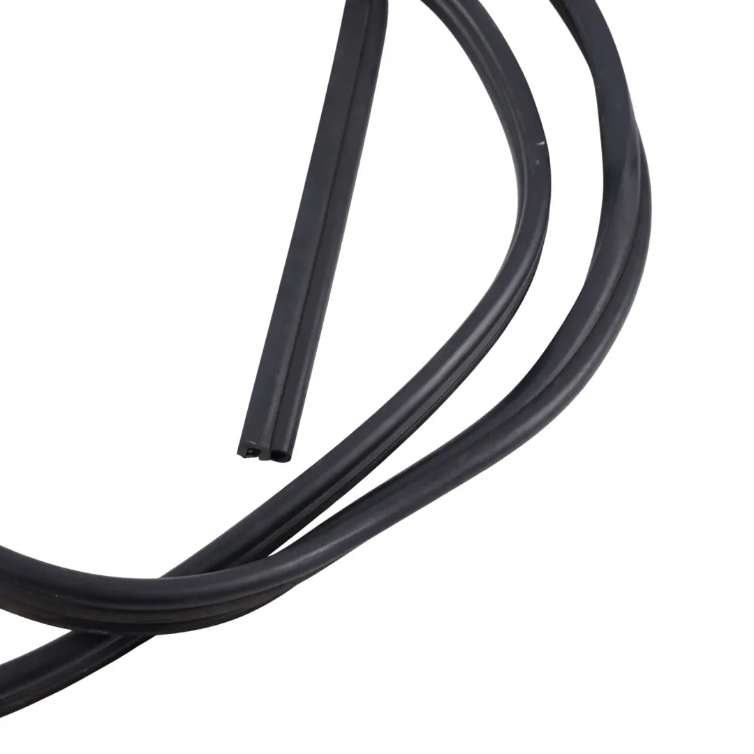 Land Rover Discovery 3 L319 Guarnizione Del Cofano Del Cofano - SKU LR015150 - Numero di parte LR015150