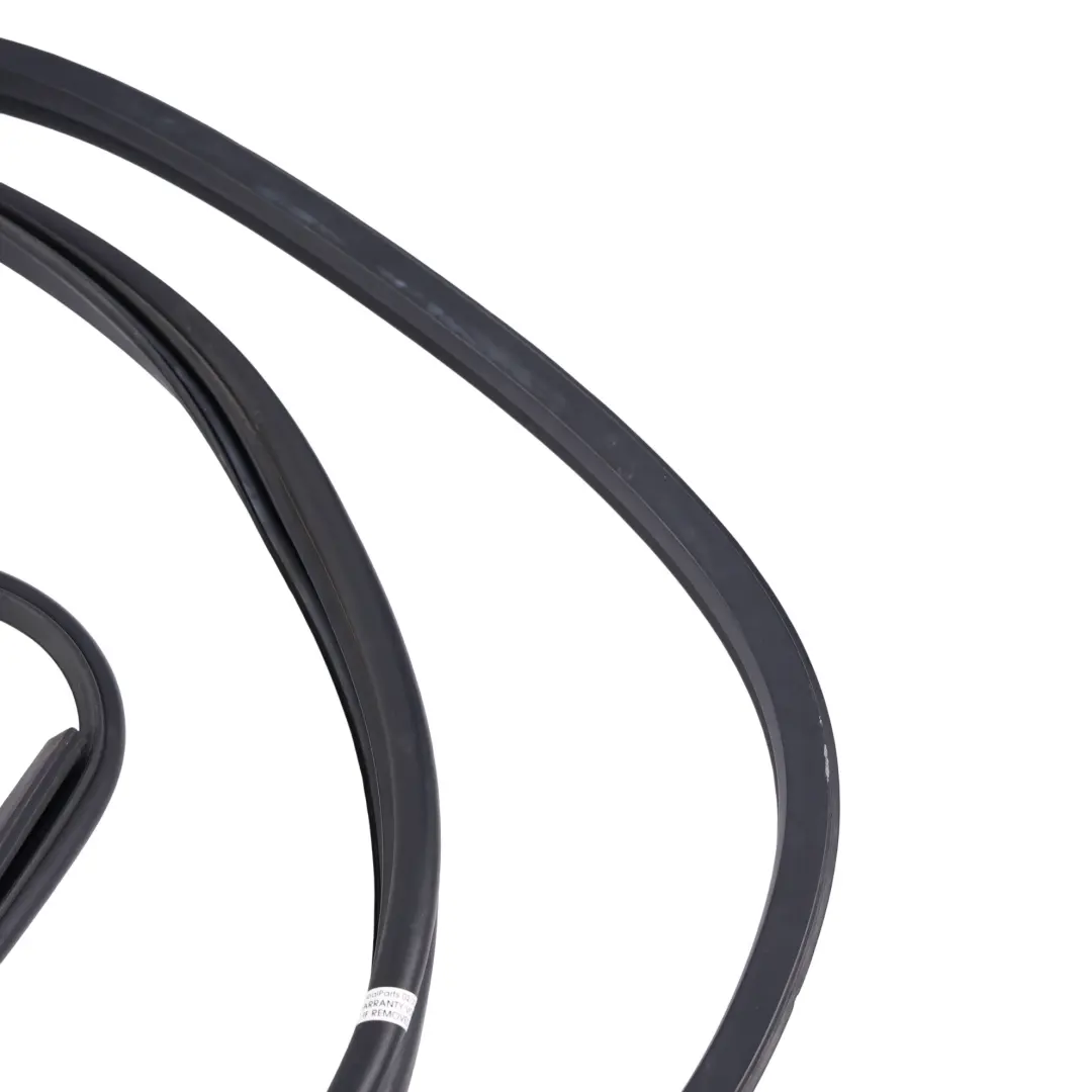 Land Rover Discovery 3 L319 Bonnet Hood Weatherstrip Seal Gasket - SKU LR015150 - Part number LR015150