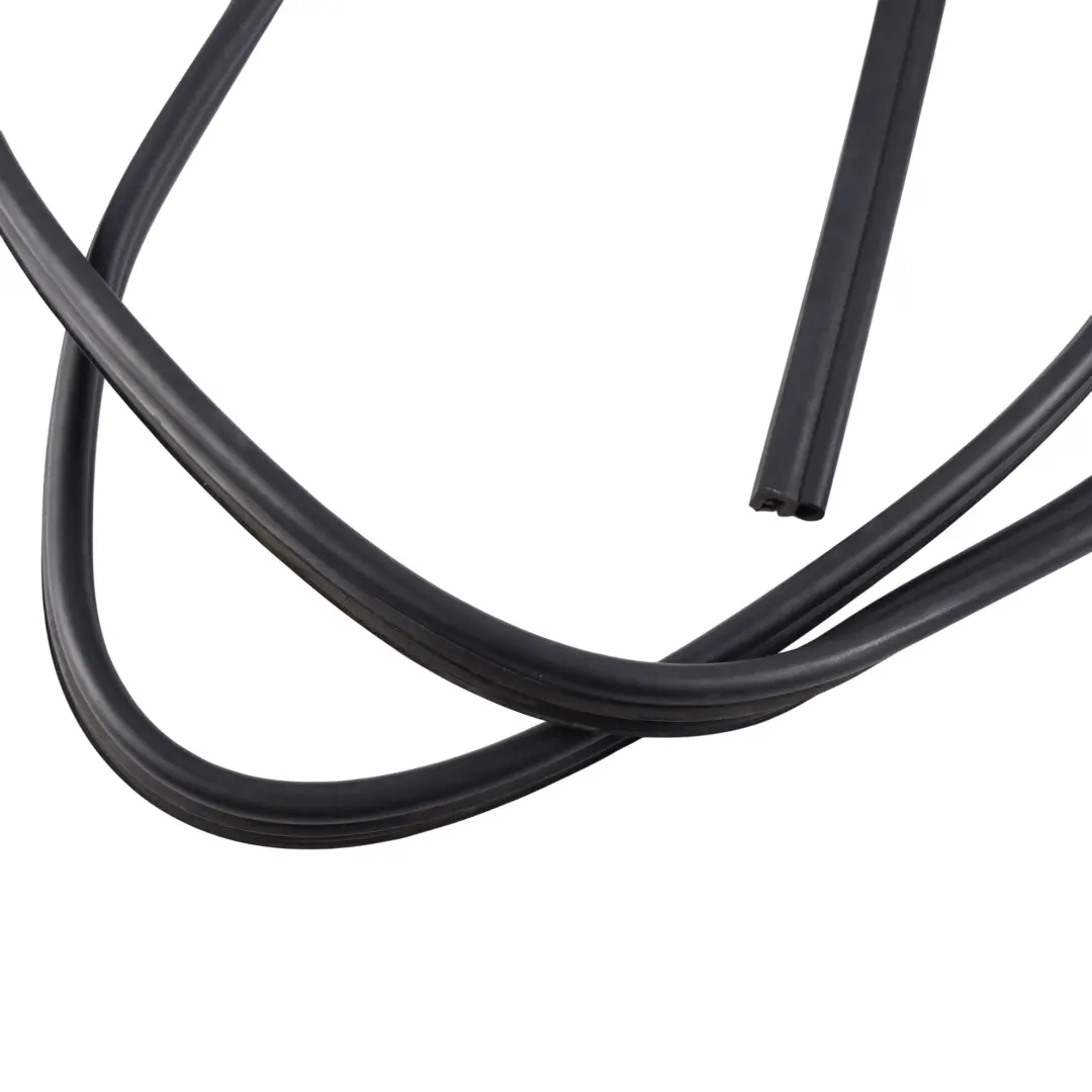 Land Rover Discovery 3 L319 Motorhaube Motorhaubendichtung Dichtung - SKU LR015150 - Teilenummer LR015150