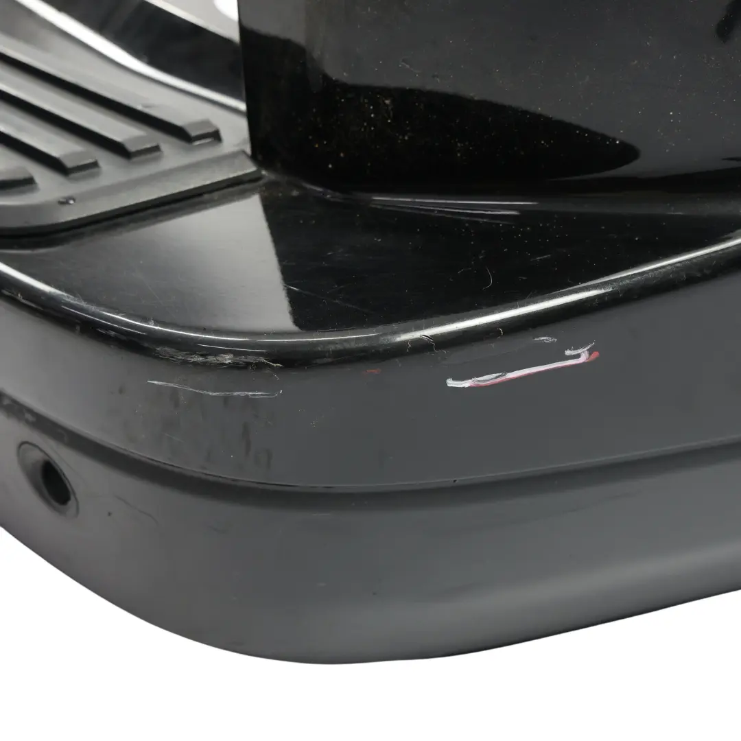 Bumper Cover Panel Santorini Black - 820 to Land Rover Discovery 4 L319 Rear with Part number LR015463 Land Rover Discovery 4 L319 Rear Bumper Cover Panel Santorini Black - 820 - SKU LR015463-SAB - Part number LR015463