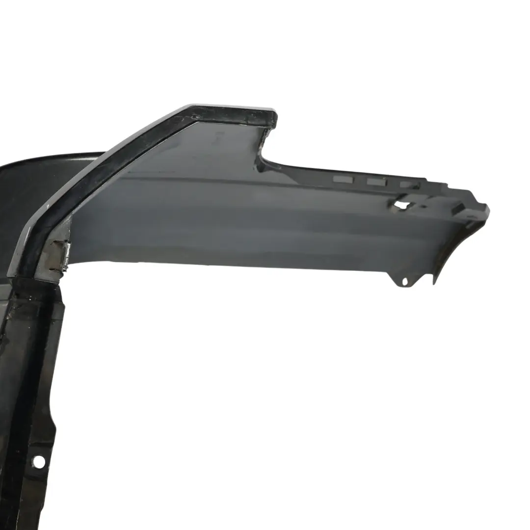 Zderzak Tylny Santorini Black Czarny - 820 do Land Rover Discovery 4 L319 o numerze LR015463 Land Rover Discovery 4 L319 Zderzak Tylny Santorini Black Czarny - 820 - SKU LR015463-SAB - Numer Części LR015463