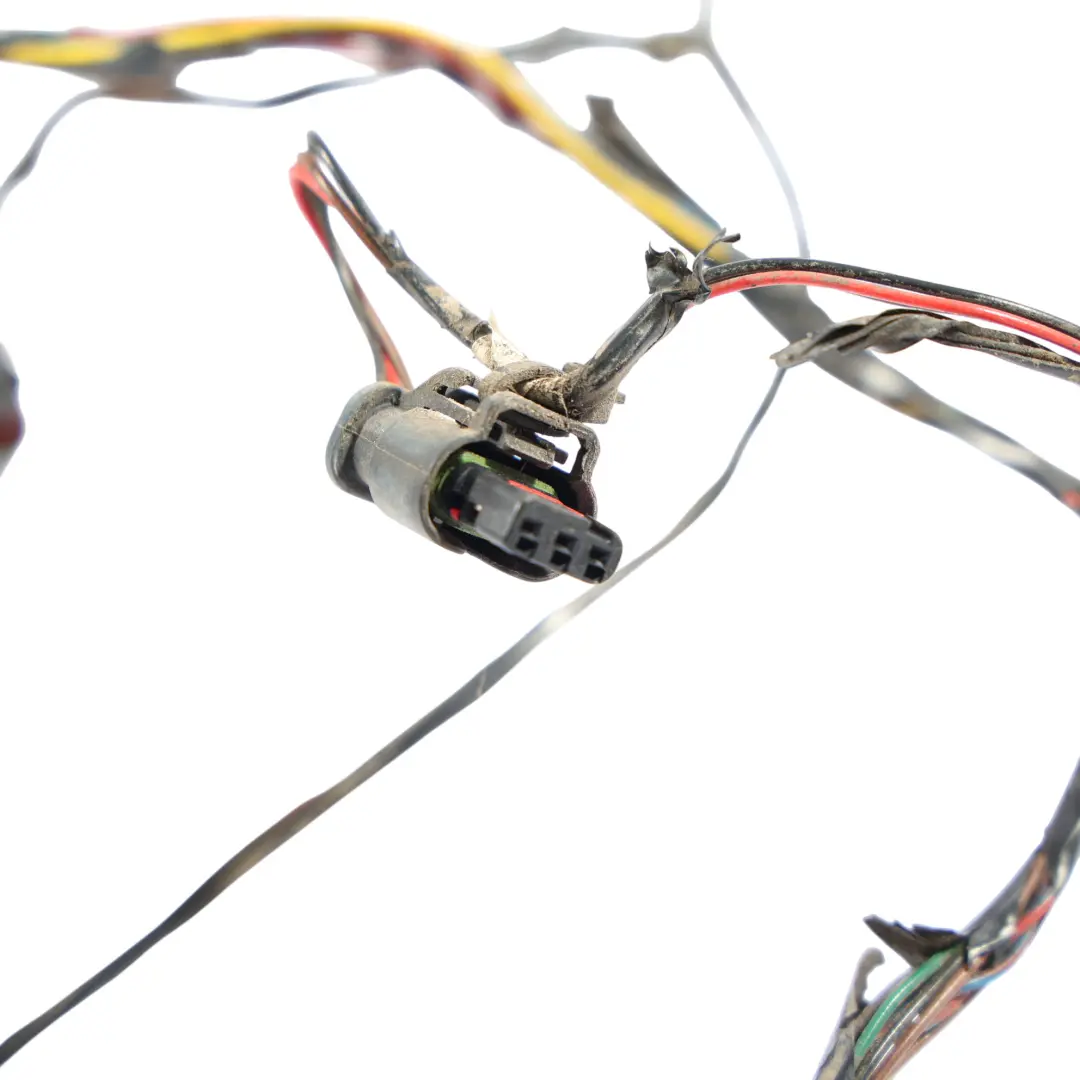 Cableado Sensor Aparcamiento Trasero AH2215B484AC para Land Rover DISCOVERY 4 L319 con número de pieza LR015500 Land Rover DISCOVERY 4 L319 Cableado Sensor Aparcamiento Trasero AH2215B484AC - SKU LR015500 - Número de pieza LR015500