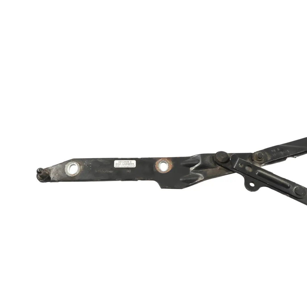 Bisagra Capó Derecho Santorini Negro - 820 para Land Rover Discovery 4 L319 con número de pieza LR018696 Land Rover Discovery 4 L319 Bisagra Capó Derecho Santorini Negro - 820 - SKU LR018696-SAB - Número de pieza LR018696