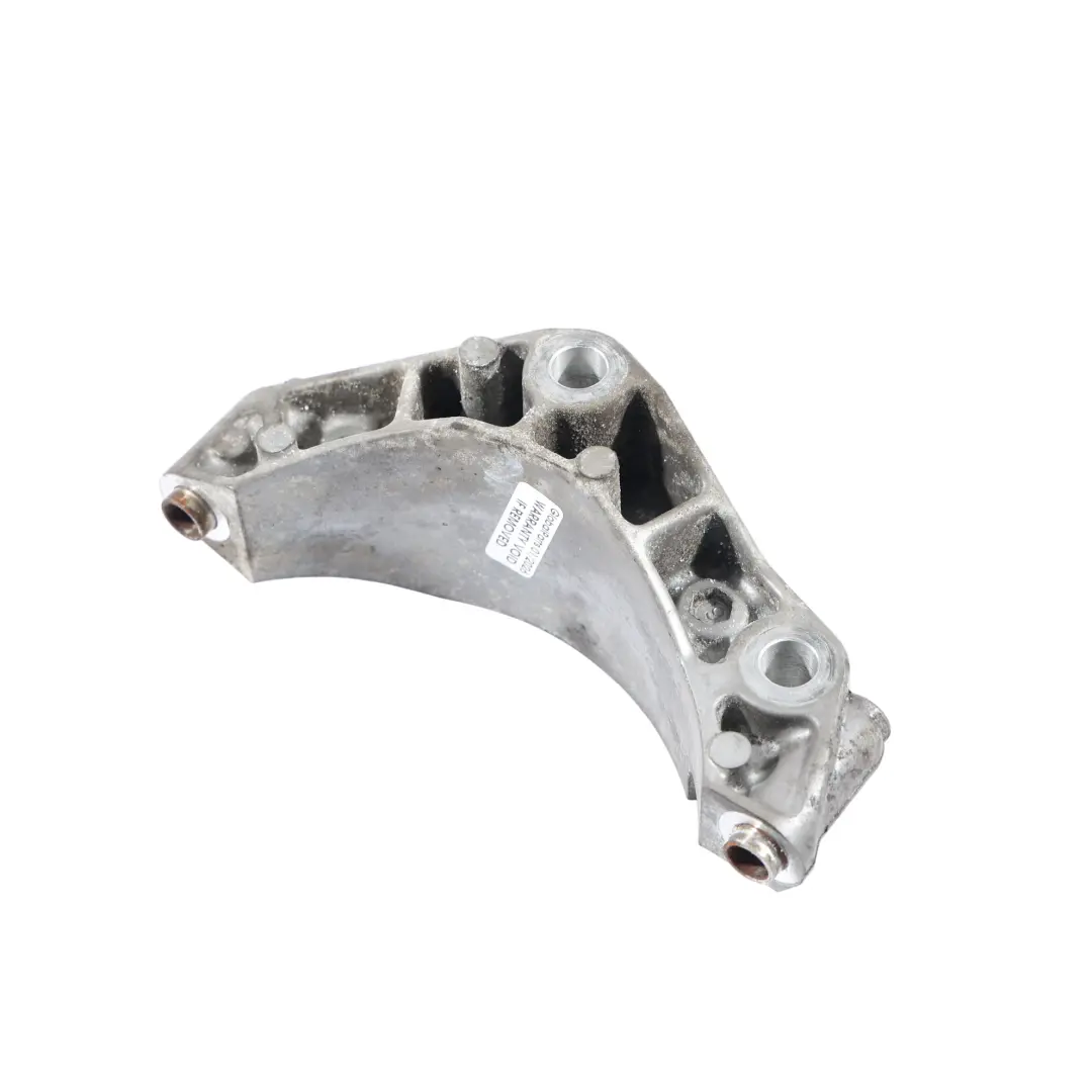 Range Rover L405 Soporte Del Compresor Del Aire Acondicionado BH42-19N586-AA - SKU LR022898 - Número de pieza LR022898