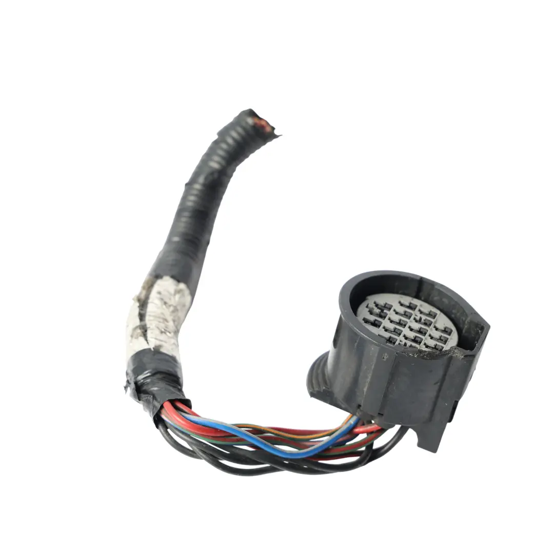 Land Rover Discovery 4 L319 Bouchon De Phare Droit AH22-13W030-FD - SKU LR023540-2 - Numéro de pièce LR023540