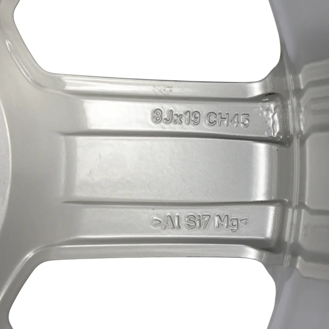 Silberne Leichtmetallfelge 19" 8J ET:45 BJ32-1007-DA für Range Rover Evoque L538 mit Teilenummer LR024424 Range Rover Evoque L538 Silberne Leichtmetallfelge 19" 8J ET:45 BJ32-1007-DA - SKU LR024424-1 - Teilenummer LR024424