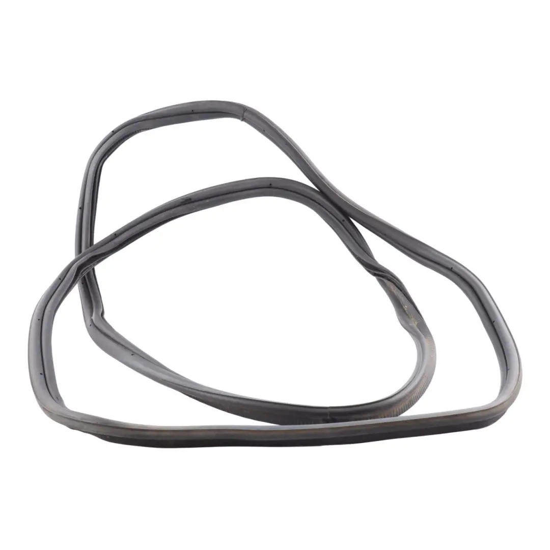 Trunk Boot Lid Tailgate Gasket Seal Rubber 6H2243712AC to Land Rover Discovery L319 with Part number LR024949 Land Rover Discovery L319 Trunk Boot Lid Tailgate Gasket Seal Rubber 6H2243712AC - SKU LR024949 - Part number LR024949