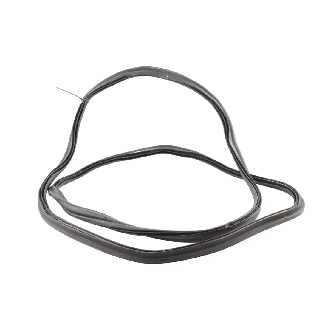 Trunk Boot Lid Tailgate Gasket Seal Rubber 6H2243712AC to Land Rover Discovery L319 with Part number LR024949 Land Rover Discovery L319 Trunk Boot Lid Tailgate Gasket Seal Rubber 6H2243712AC - SKU LR024949 - Part number LR024949