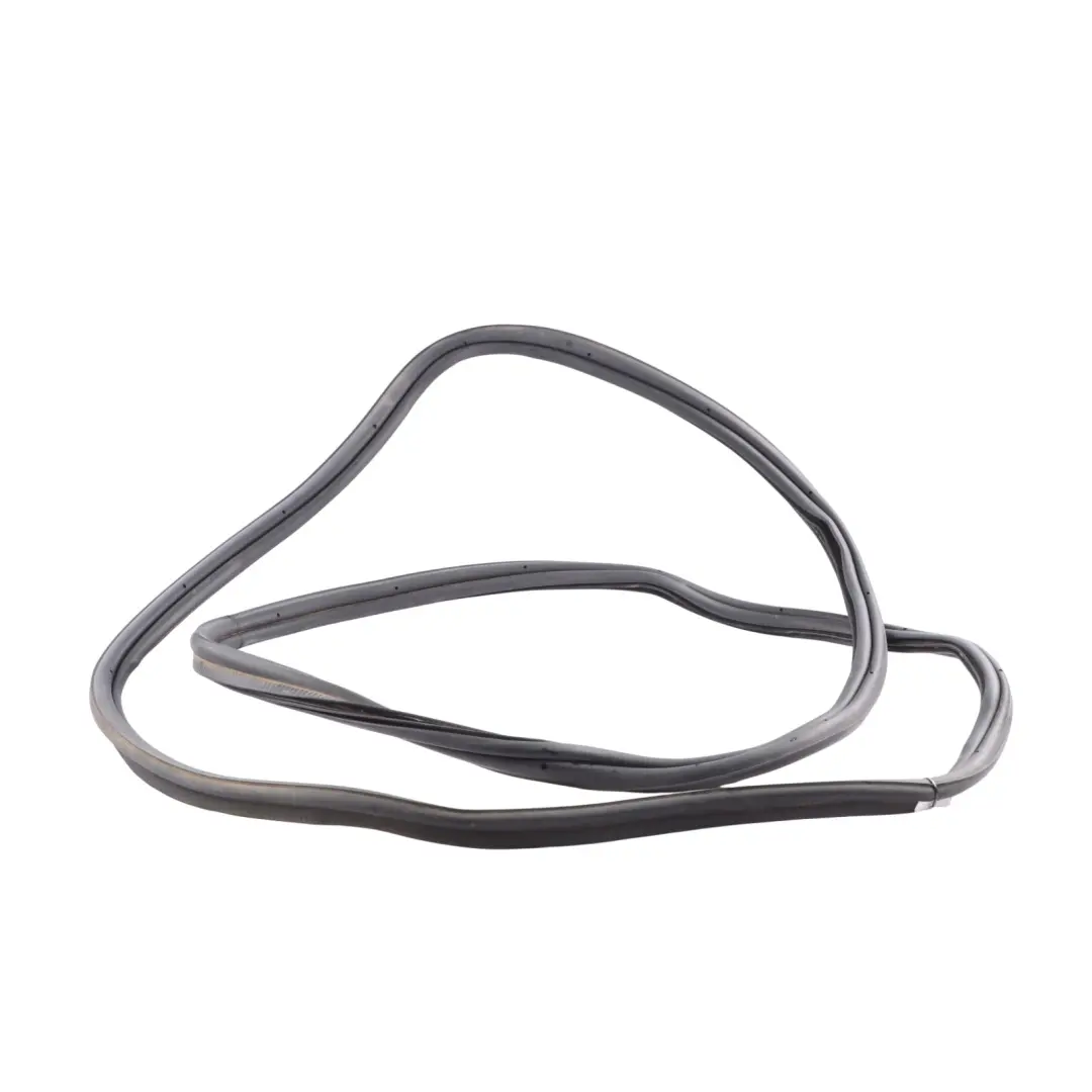 Trunk Boot Lid Tailgate Gasket Seal Rubber 6H2243712AC to Land Rover Discovery L319 with Part number LR024949 Land Rover Discovery L319 Trunk Boot Lid Tailgate Gasket Seal Rubber 6H2243712AC - SKU LR024949 - Part number LR024949