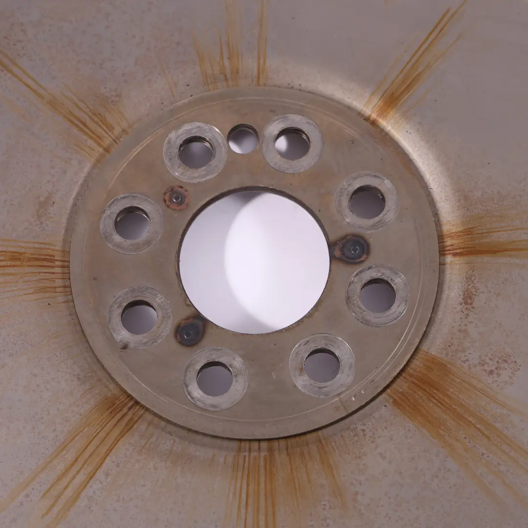 Flywheel 4.4 SDV8 Diesel Automatic Transmission BH42-6K375-AC to Range Rover L405 with Part number LR026239 Range Rover L405 Flywheel 4.4 SDV8 Diesel Automatic Transmission BH42-6K375-AC - SKU LR026239 - Part number LR026239