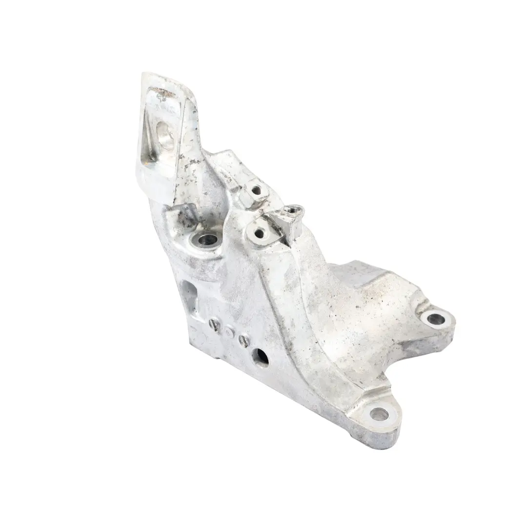 Supporto Motore Destro 4.4 SDV8 Diesel CPLA-6037-DC per Range Rover L405 con numero di parte LR033182 Range Rover L405 Supporto Motore Destro 4.4 SDV8 Diesel CPLA-6037-DC - SKU LR033182 - Numero di parte LR033182