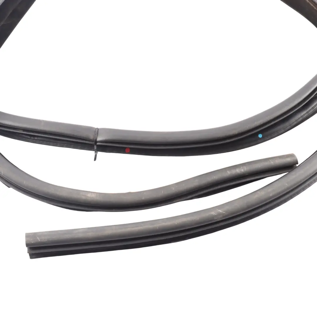 Range Rover L405 Front Door Seal Gasket Rubber Left Right N/O/S CK52-20708-AC - SKU LR034097 - Part number LR034097