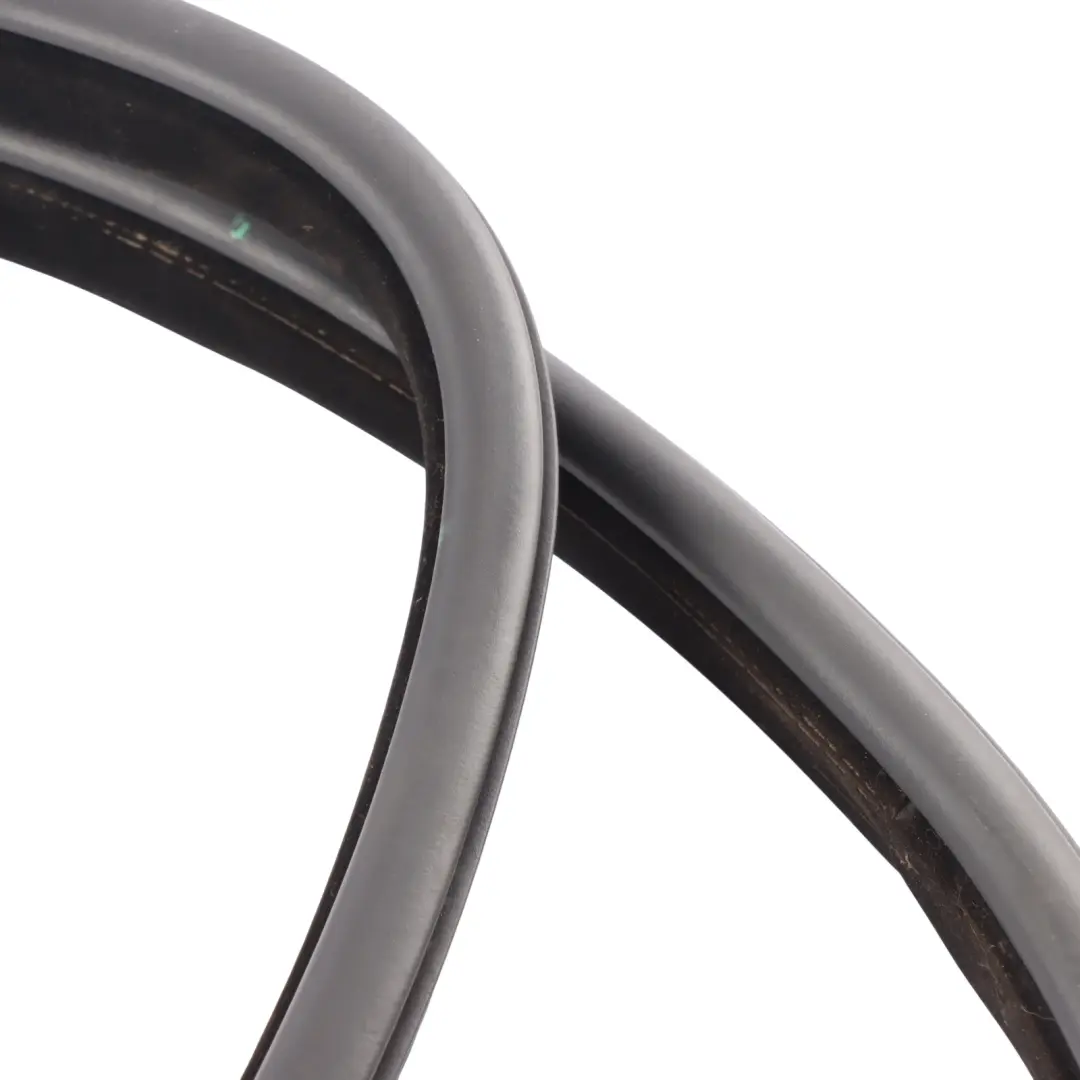Range Rover L405 Rear Door Seal Gasket Rubber Left Right N/O/S CK52-253A10-AC - SKU LR034111 - Part number LR034111