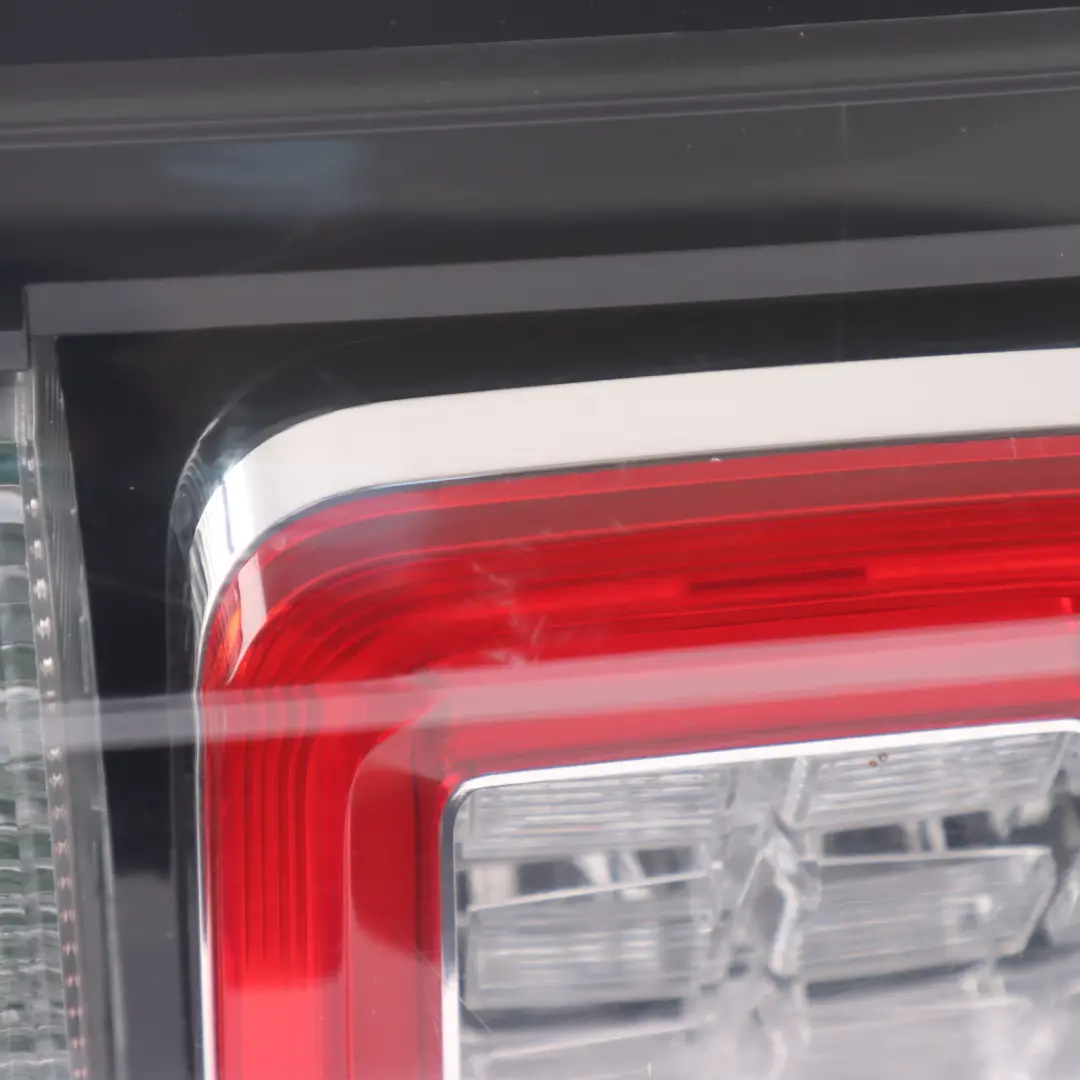 Range Rover L405 Tail Light Lamp Rear Left N/S - SKU LR034239 - Part number LR034239