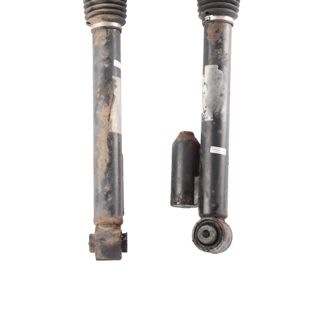 Ammortizzatore Posteriore Sinistro Destro SET CPLA-18W003-CE per Range Rover L405 con numero di parte LR034266 Range Rover L405 Ammortizzatore Posteriore Sinistro Destro SET CPLA-18W003-CE - SKU LR034266 - Numero di parte LR034266