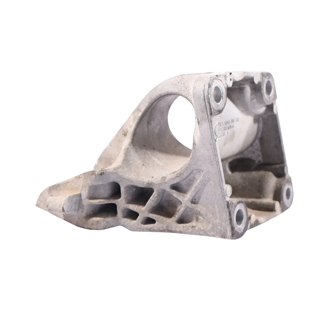 Support Moteur Gauche 4.4 SDV8 CPLA-6061-DB pour Range Rover L405 à propos du numéro de pièce LR033185 Range Rover L405 Support Moteur Gauche 4.4 SDV8 CPLA-6061-DB - SKU LR033185 - Numéro de pièce LR033185