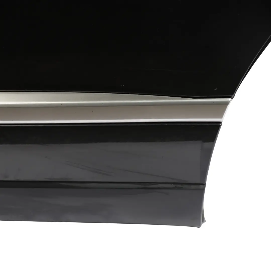 Door Rear Left N/S Covering Panel Causeway Grey - 950 to Range Rover L405 with Part number LR036403 Range Rover L405 Door Rear Left N/S Covering Panel Causeway Grey - 950 - SKU LR036403-CAG - Part number LR036403