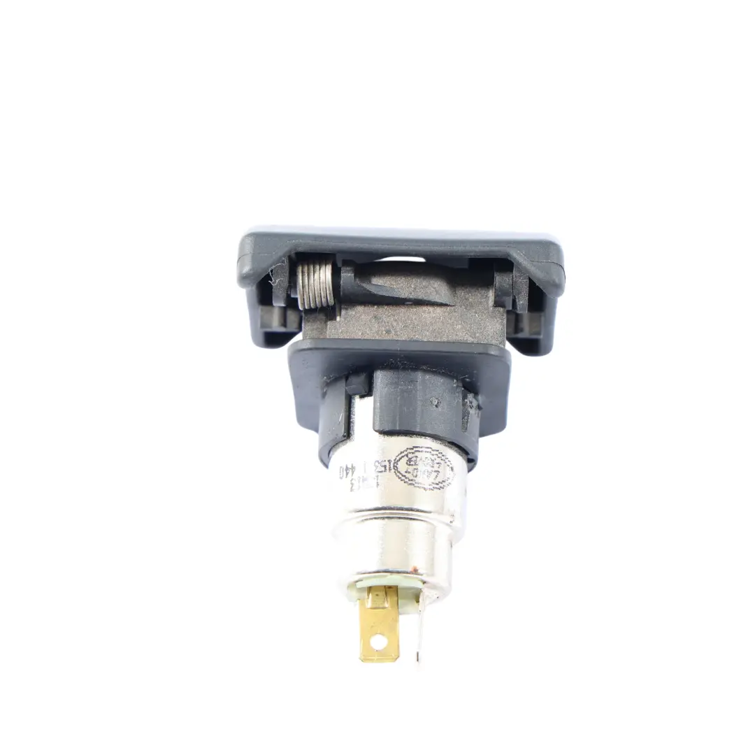 Zigarettenanzünder Steckdosenleiste CPLA-19N236-BA für Range Rover L405 mit Teilenummer LR038276 Range Rover L405 Zigarettenanzünder Steckdosenleiste CPLA-19N236-BA - SKU LR038276 - Teilenummer LR038276