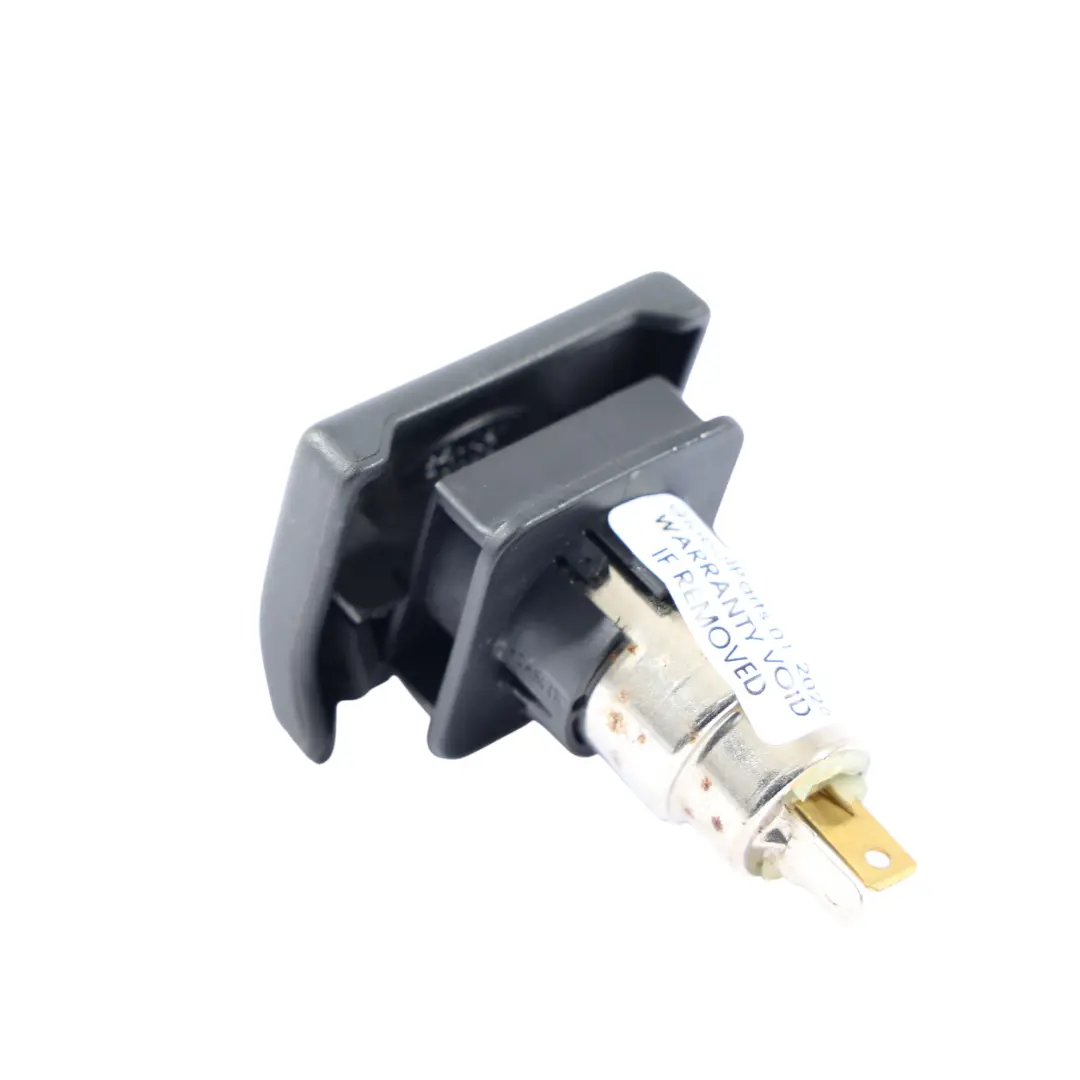 Cigarette Lighter Power Outlet Socket Point CPLA-19N236-BA to Range Rover L405 with Part number LR038276 Range Rover L405 Cigarette Lighter Power Outlet Socket Point CPLA-19N236-BA - SKU LR038276 - Part number LR038276