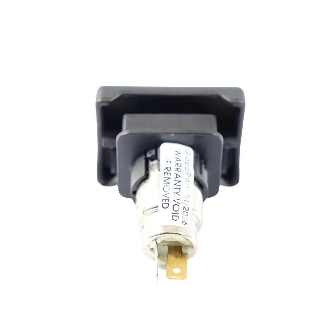 Cigarette Lighter Power Outlet Socket Point CPLA-19N236-BA to Range Rover L405 with Part number LR038276 Range Rover L405 Cigarette Lighter Power Outlet Socket Point CPLA-19N236-BA - SKU LR038276 - Part number LR038276