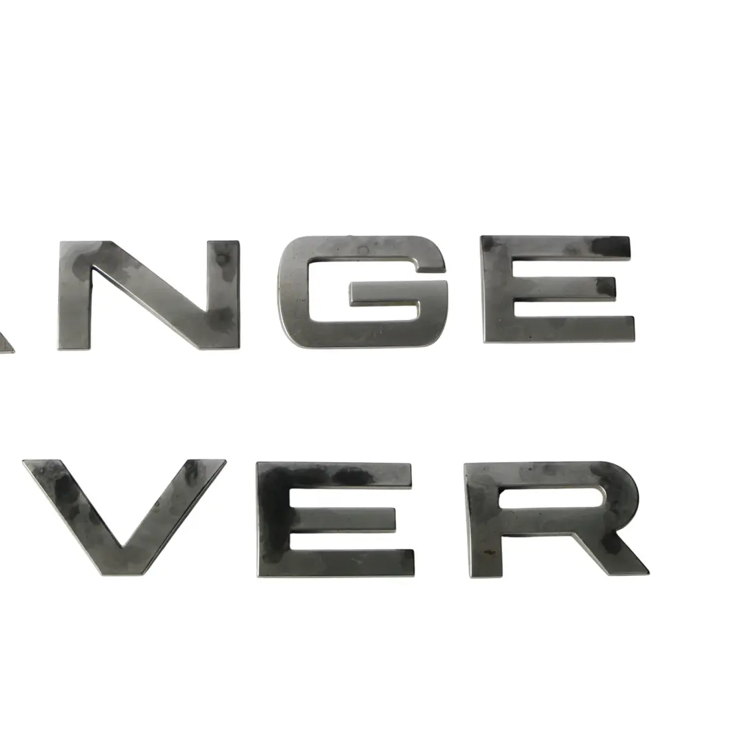 Emblema Con Letras Para Portón Trasero para Range Rover L405 con número de pieza LR038708 Range Rover L405 Emblema Con Letras Para Portón Trasero - SKU LR038708 - Número de pieza LR038708
