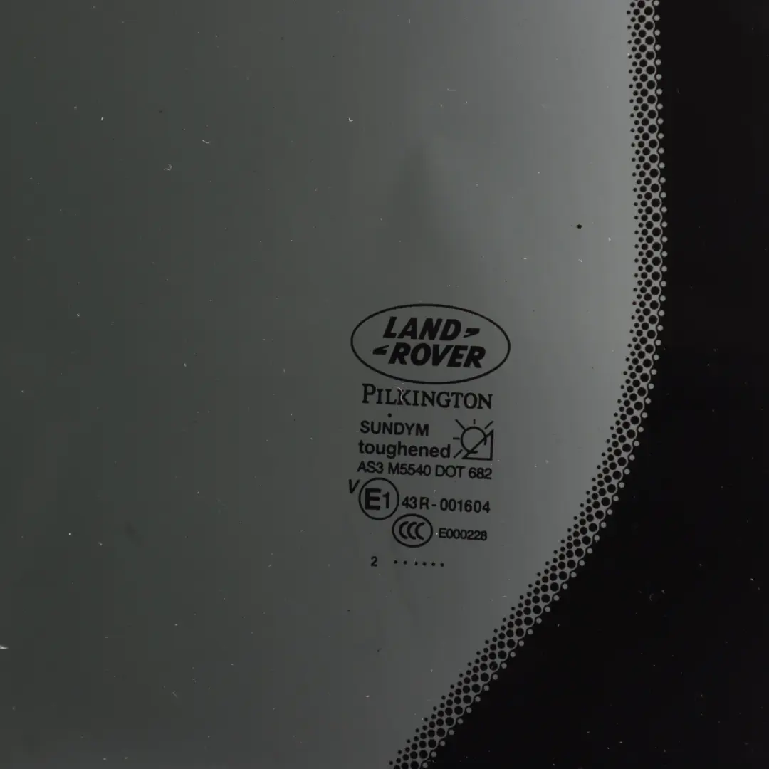 Land Rover Discovery L319 Quarter Window Tinted Glass Rear Left N/S CH2229711KA - SKU LR039057 - Part number LR039057