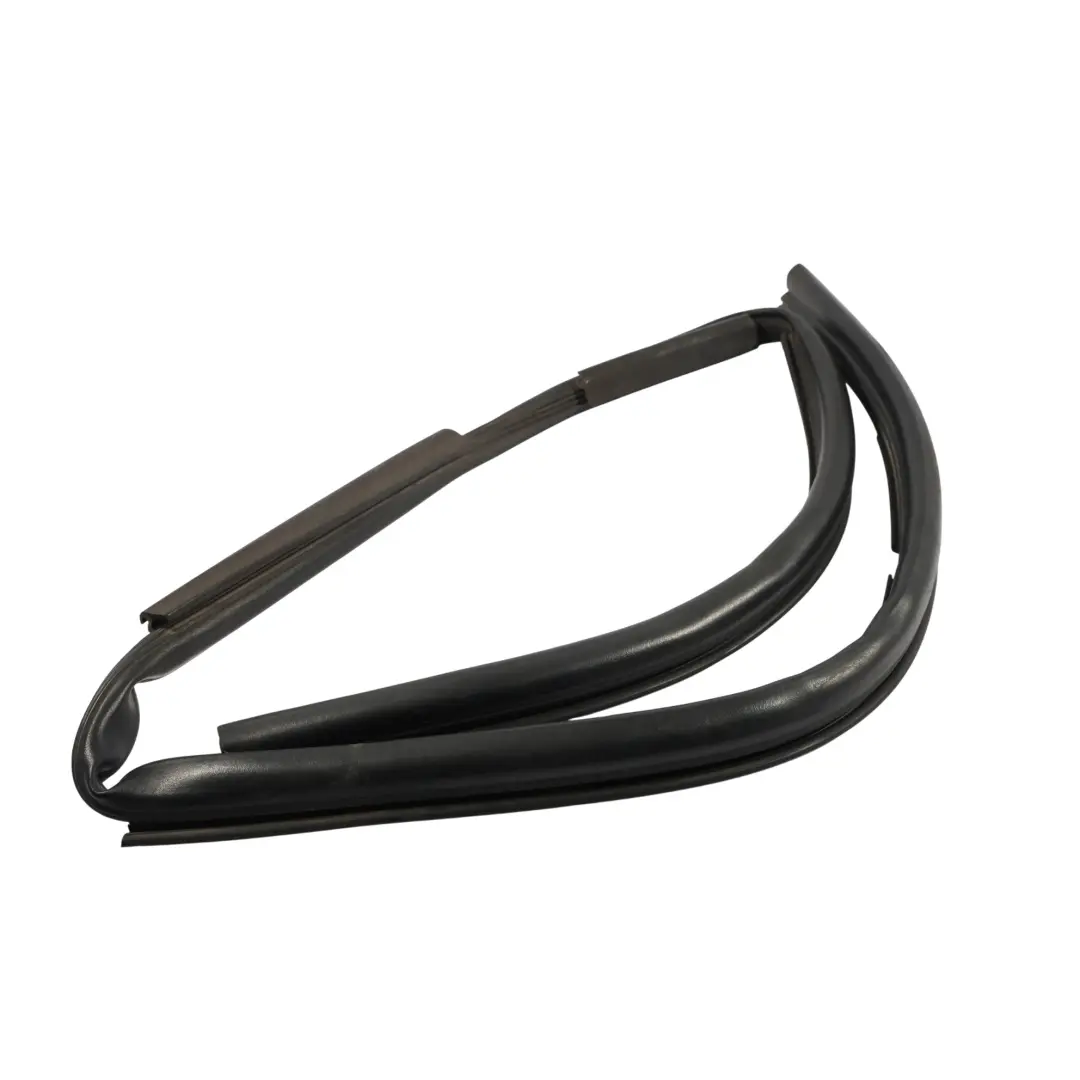 Joint D'Étanchéité Avant Capot Caoutchouc pour Land Rover Range Rover L405 à propos du numéro de pièce LR039085 Land Rover Range Rover L405 Joint D'Étanchéité Avant Capot Caoutchouc - SKU LR039085 - Numéro de pièce LR039085