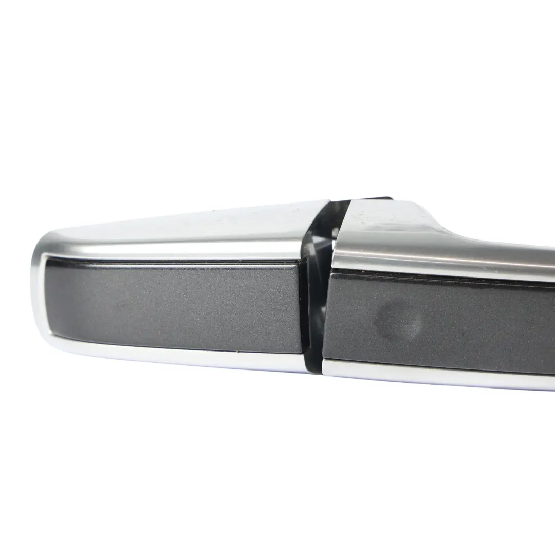 Front Exterior Handle Causeway Grey 950 to Range Rover Land Rover L405 with Part number LR040250 Range Rover Land Rover L405 Front Exterior Handle Causeway Grey 950 - SKU LR040250-CAG - Part number LR040250