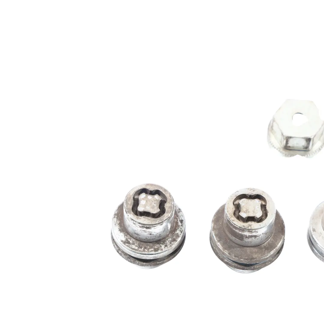 Set Di Dadi Ruota Di Sicurezza Antifurto X5 per Range Rover L405 con numero di parte LR043820 Range Rover L405 Set Di Dadi Ruota Di Sicurezza Antifurto X5 - SKU LR043820 - Numero di parte LR043820