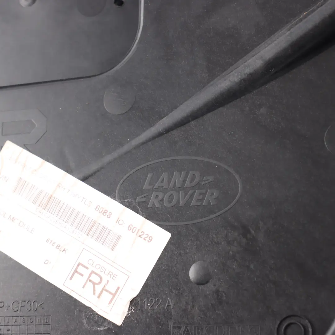 Front Door Card Trim Cover Panel Right O/S to Range Rover L405 with Part number LR045816 Range Rover L405 Front Door Card Trim Cover Panel Right O/S - SKU LR045816 - Part number LR045816