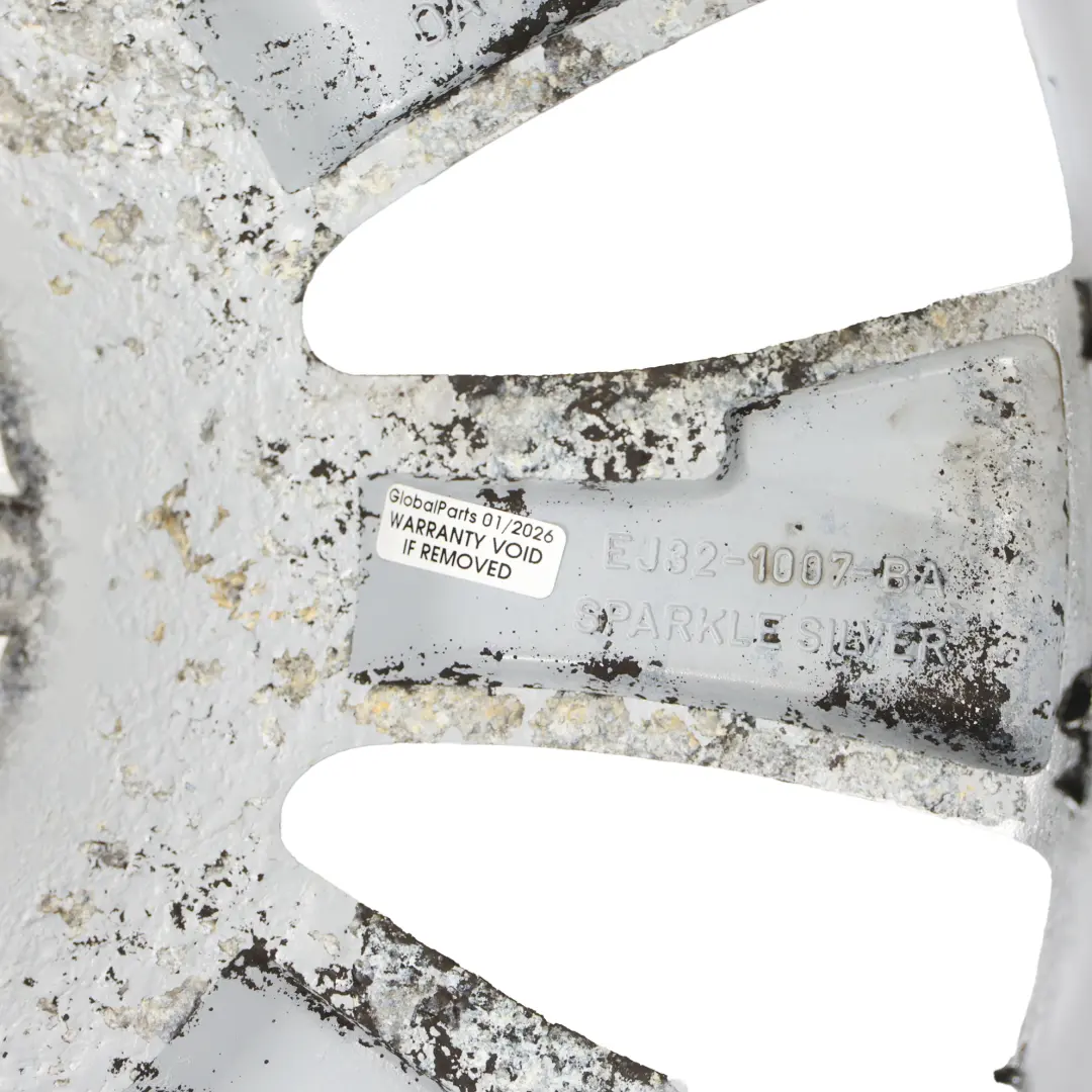 Argento Cerchio In Lega 19" 8J ET:45 EJ32-1007-BA per Range Rover Evoque L538 con numero di parte LR047404 Range Rover Evoque L538 Argento Cerchio In Lega 19" 8J ET:45 EJ32-1007-BA - SKU LR047404-1 - Numero di parte LR047404