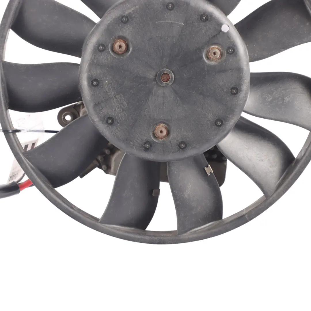 Cooling Radiator Fan 4.4 Diesel to Range Rover L405 Engine with Part number LR048176 Range Rover L405 Engine Cooling Radiator Fan 4.4 Diesel - SKU LR048176-1 - Part number LR048176