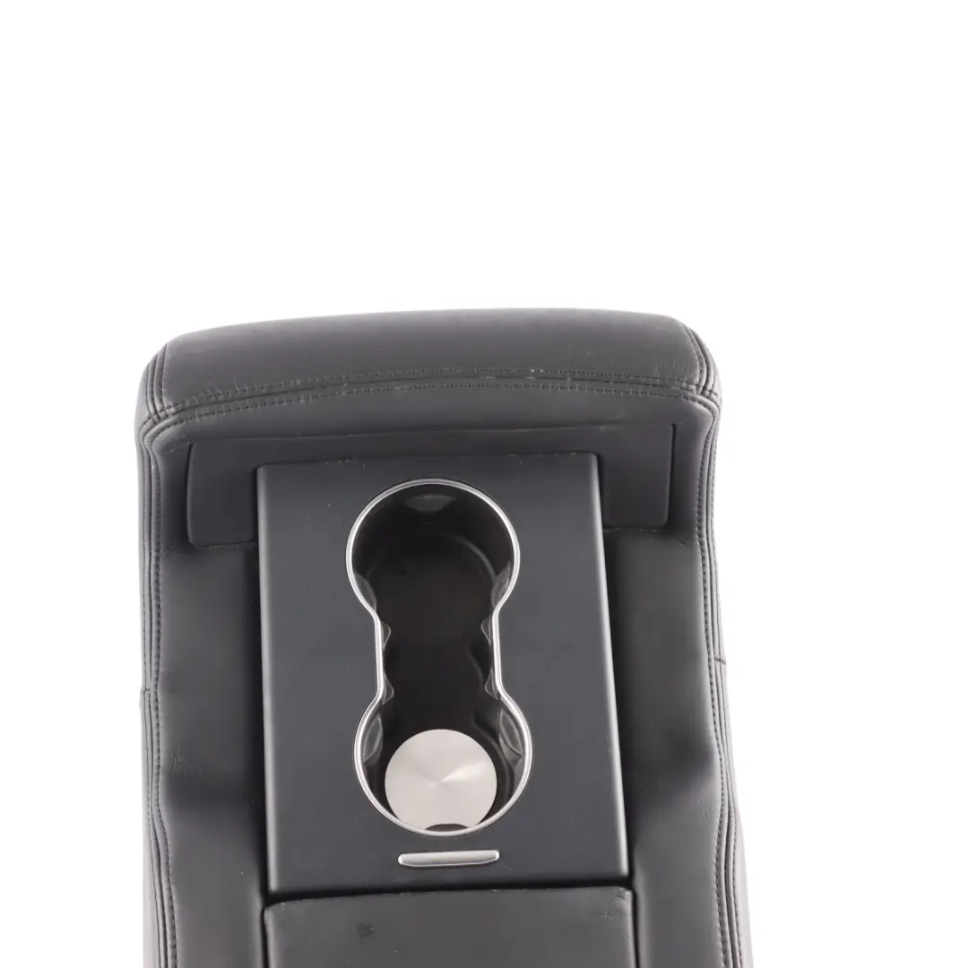 Armrest Centre Storage Tray Leather Ebony Black to Range Rover L405 Rear Seat with Part number LR048913 Range Rover L405 Rear Seat Armrest Centre Storage Tray Leather Ebony Black - SKU LR048913 - Part number LR048913