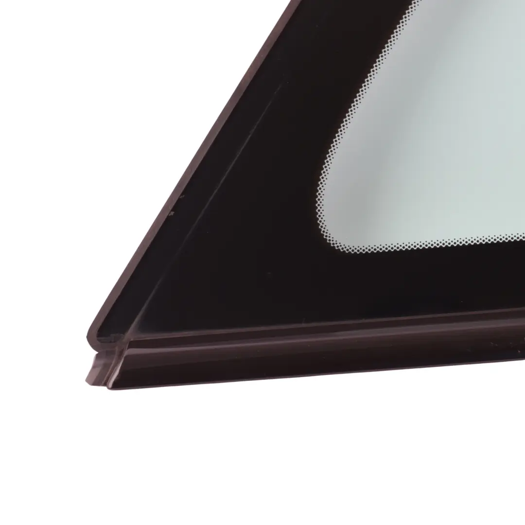 Vitre Quart Arrière Droite AS2 pour Range Rover Evoque L538 à propos du numéro de pièce LR049331 Range Rover Evoque L538 Vitre Quart Arrière Droite AS2 - SKU LR049331 - Numéro de pièce LR049331