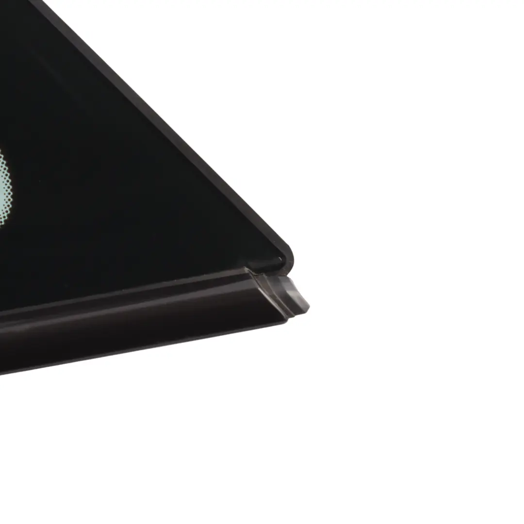 Vitre Quart Arrière Gauche AS2 pour Range Rover Evoque L538 à propos du numéro de pièce LR049335 Range Rover Evoque L538 Vitre Quart Arrière Gauche AS2 - SKU LR049335 - Numéro de pièce LR049335