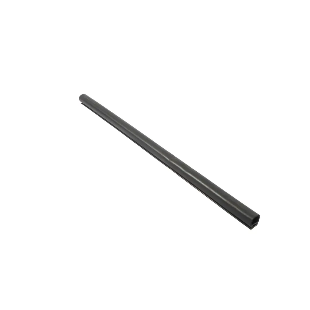 Joint D'Étanchéité Avant De Capot pour Land Rover Discovery Sport L550 à propos du numéro de pièce LR058502 Land Rover Discovery Sport L550 Joint D'Étanchéité Avant De Capot - SKU LR058502 - Numéro de pièce LR058502