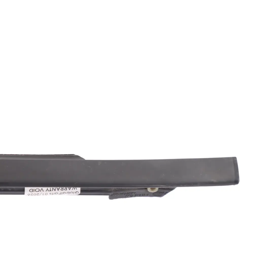 Door Window Strip Trim Front Left N/S LR076576 to Land Rover Discovery Sport L550 with Part number LR058621 Land Rover Discovery Sport L550 Door Window Strip Trim Front Left N/S LR076576 - SKU LR058621 - Part number LR058621