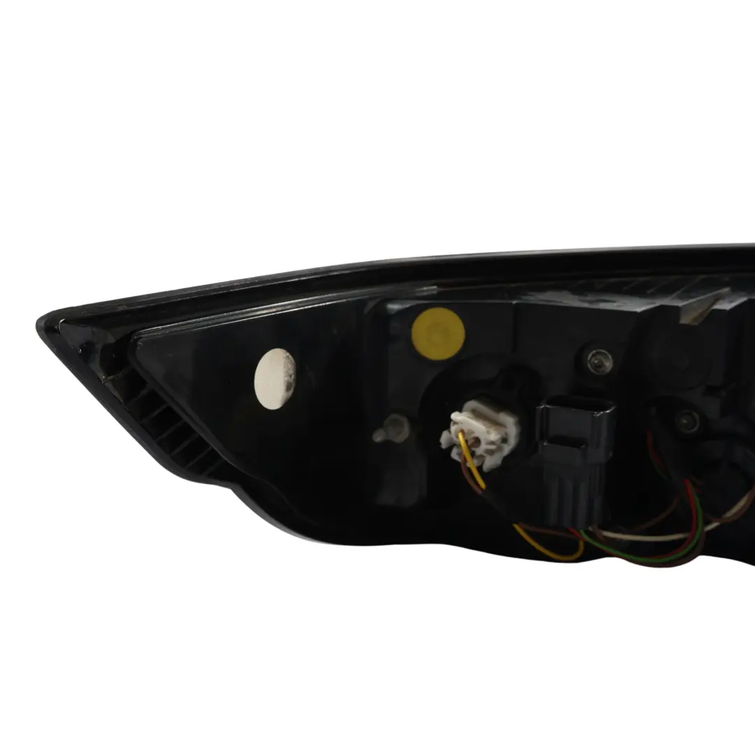 Feu Arrière Droit pour Land Rover Range Rover Evoque L538 à propos du numéro de pièce LR058816 Land Rover Range Rover Evoque L538 Feu Arrière Droit - SKU LR058816 - Numéro de pièce LR058816