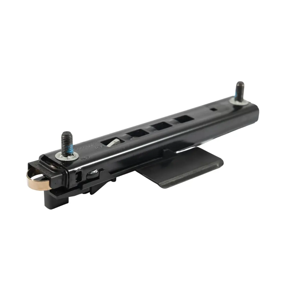 Réglage En Hauteur Ceinture Sécurité Avant pour Range Rover Evoque L538 à propos du numéro de pièce LR066068 Range Rover Evoque L538 Réglage En Hauteur Ceinture Sécurité Avant - SKU LR066068 - Numéro de pièce LR066068