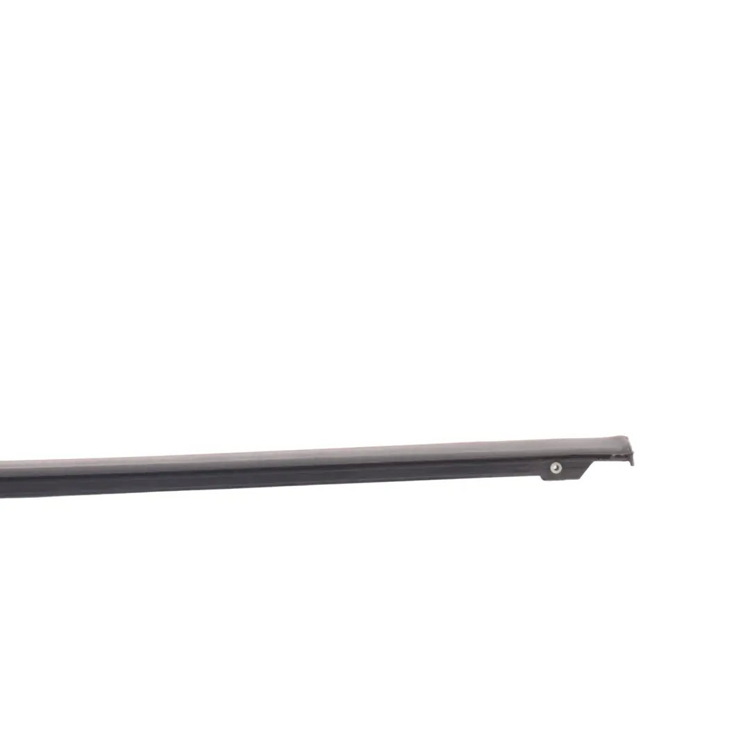 Land Rover Discovery Sport L550 Tira Ventana Puerta Trasera Derecha - SKU LR076576 - Número de pieza LR076576