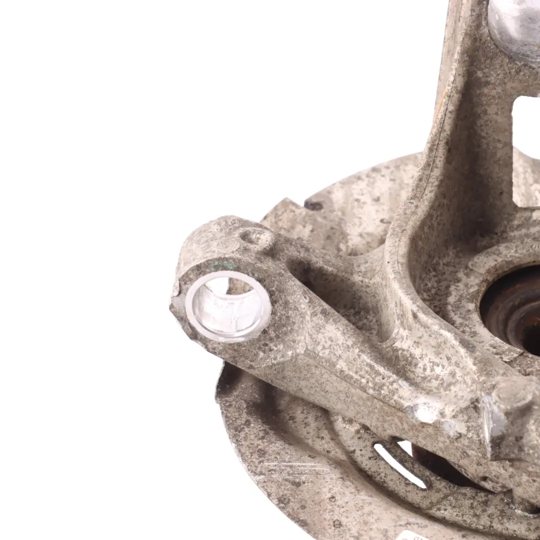 Hub Front Left N/S to Land Rover Discovery Sport L550 Wheel with Part number LR078178 Land Rover Discovery Sport L550 Wheel Hub Front Left N/S - SKU LR078178 - Part number LR078178