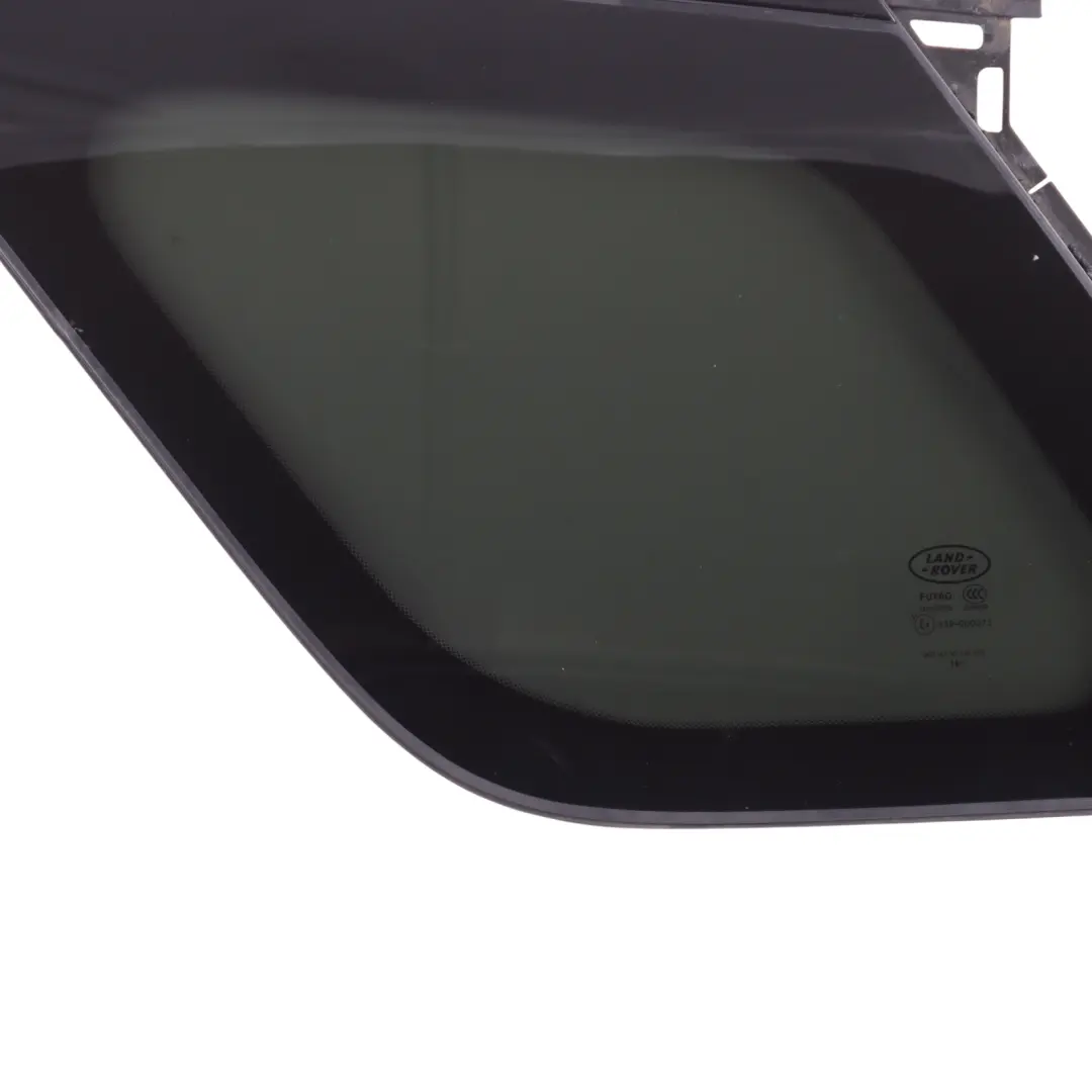 Vitre De Custode Arrière Gauche AS3 pour Land Rover Discovery Sport L550 à propos du numéro de pièce LR078383 Land Rover Discovery Sport L550 Vitre De Custode Arrière Gauche AS3 - SKU LR078383 - Numéro de pièce LR078383